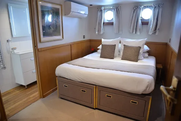IMP - Stateroom - Degas - Jul 25 (3) - new