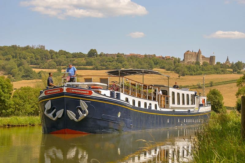 L'Impressionniste cruising in Burgundy