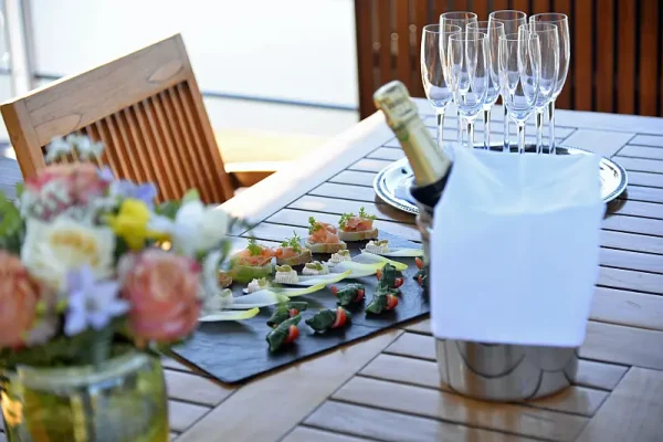 L'Impressionniste - Champagne Welcome