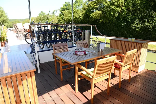 L'Impressionniste - Sundeck (2) - new