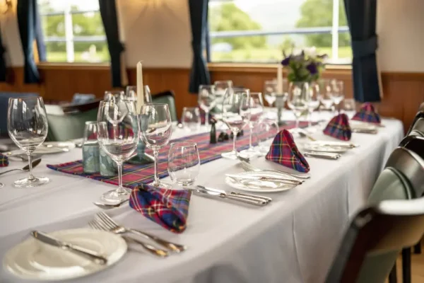 Scottish Highlander - Interior Dining