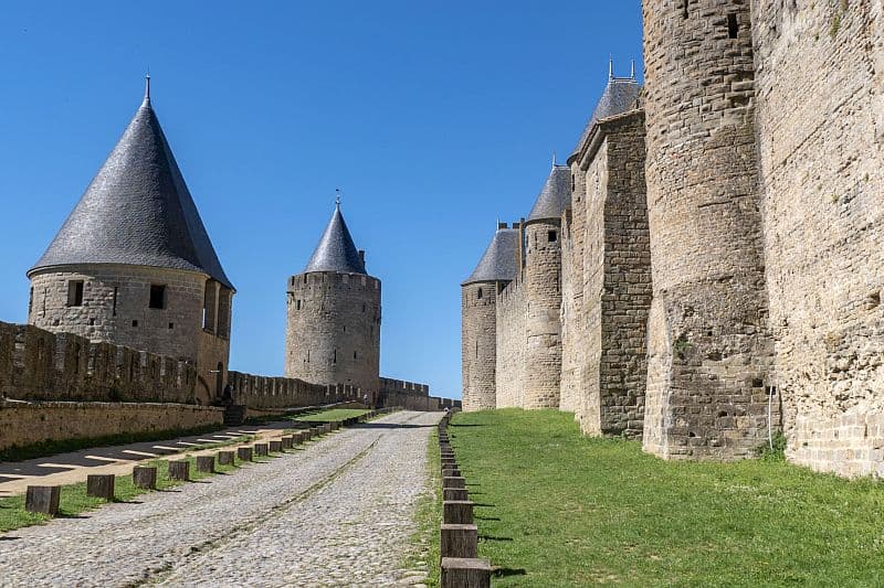 Get the Best Ways to Get to Carcassonne Castle