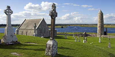 Visit Clonmacnoise on our Ireland river cruise