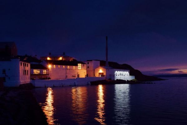 Lakeside Distillery