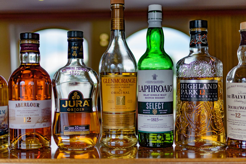 The art of drinking whisky with lightness Highland Park 12yo