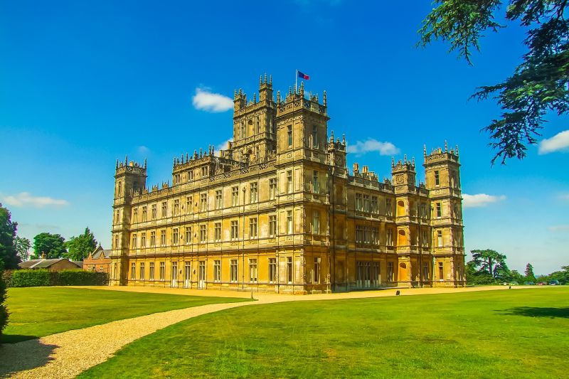 Highclere Castle is the setting of award-winning television drama, Downton Abbey. Visit the setting of Downton Abbey on a luxury hotel barge cruise