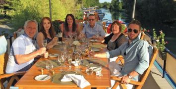 Why a Hotel Barge Cruise is Fun for the Whole Family -A Holiday for Everyone