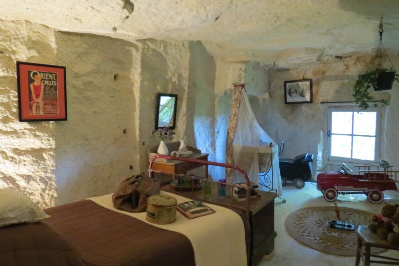 Trogolodyte Cave with bed and accessories - One of the best things to do in the Loire Valley