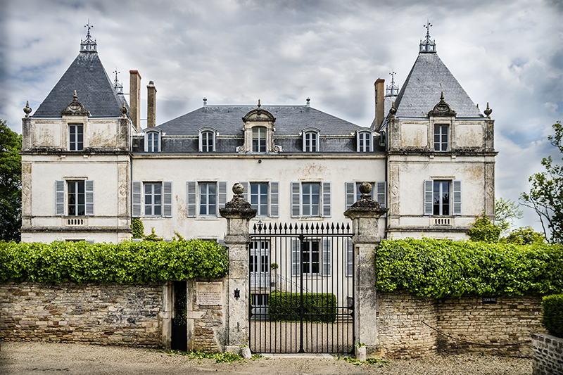 Hunting for Burgundy's best chateaux? The Château de Chamirey is visited on our luxury hotel barge, Finesse