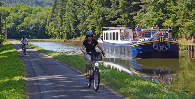 Introducing The Bike and Barge Holiday in France