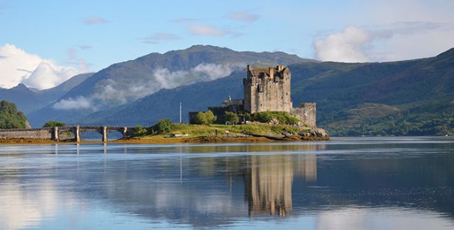 eilean-donan-castle-scotland-highlands-preview