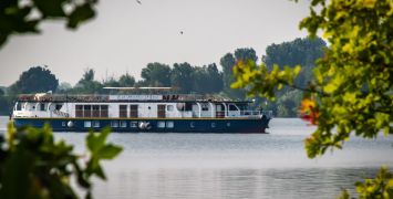 Hotel barge La Bella Vita cruising between Venice and Mantua, Italy