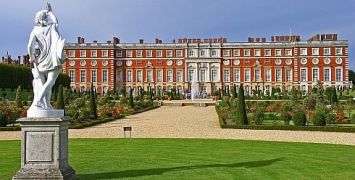 Hampton Court Palace