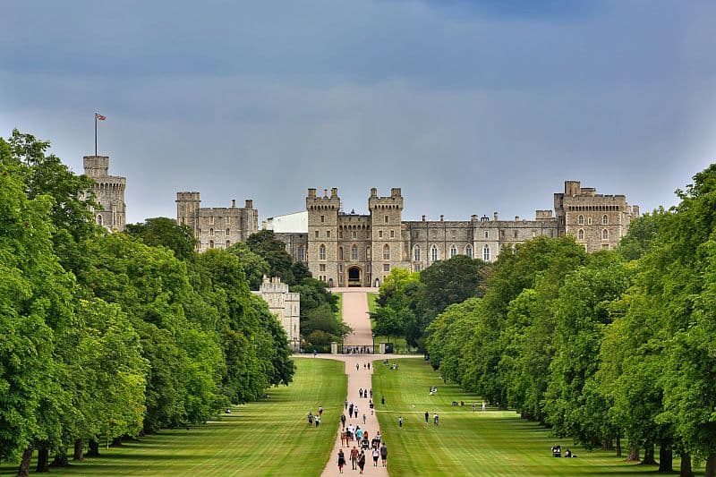 Everything you need to know about Windsor Castle : European Waterways