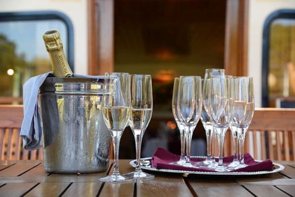 Kir Royale - Champagne on Deck