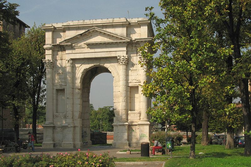 Gavi Arch in Verona