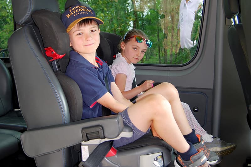 Family cruises - children in child seats