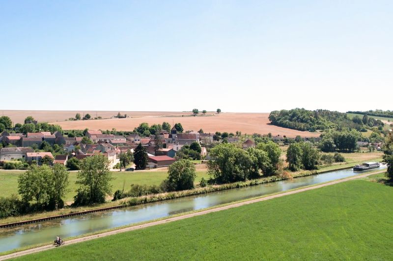 La Belle Epoque in Burgundy Drone