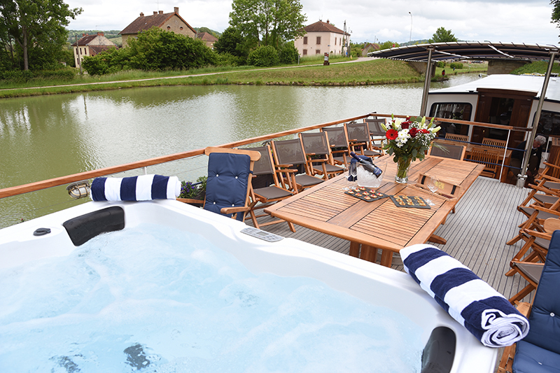 Sundeck on La Belle Epoque