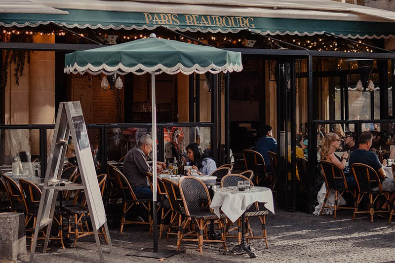 Café in Paris