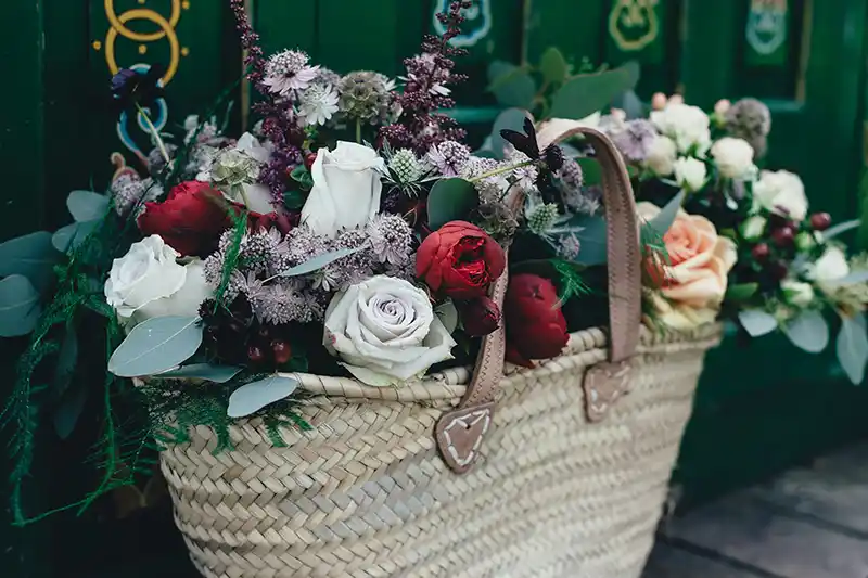 Quintessential wicker shopping bag