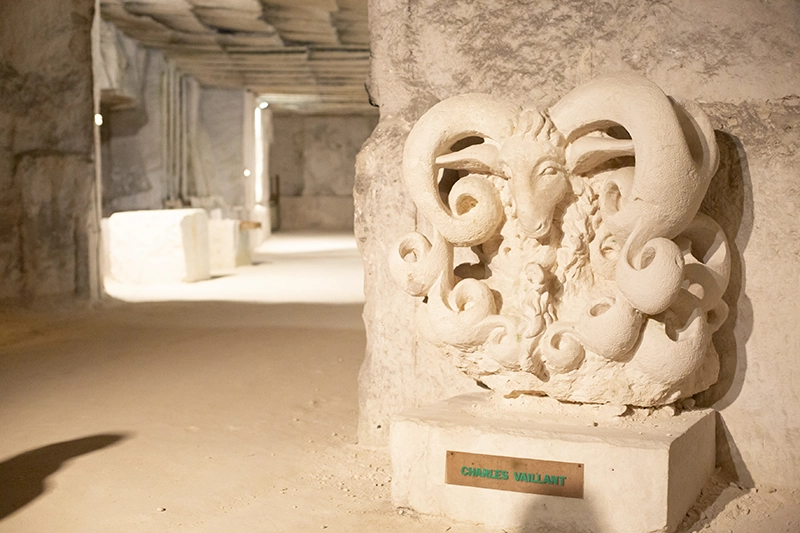 Aubigny Quarry, an underground cathedral in Burgundy Aubigny Quarry, an underground cathedral in Burgundy