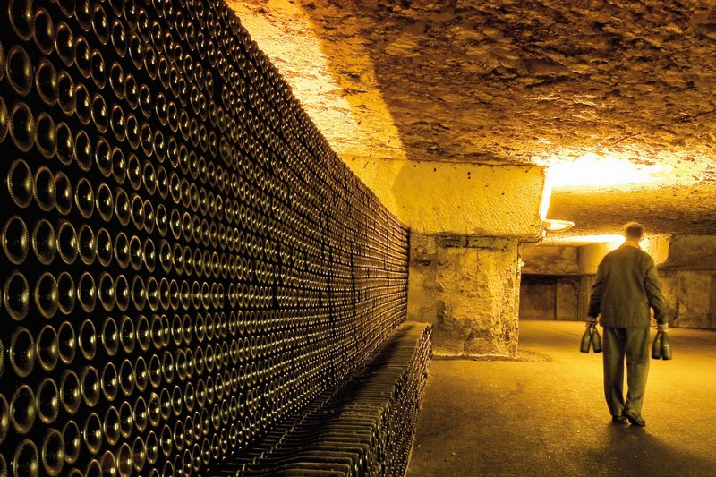 Bailly Lapierre wall of sparkling Creman wine