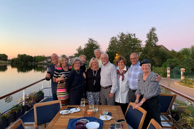 lbe-2019-group-people-clients_CREDIT MARK GLECKMAN 800x533